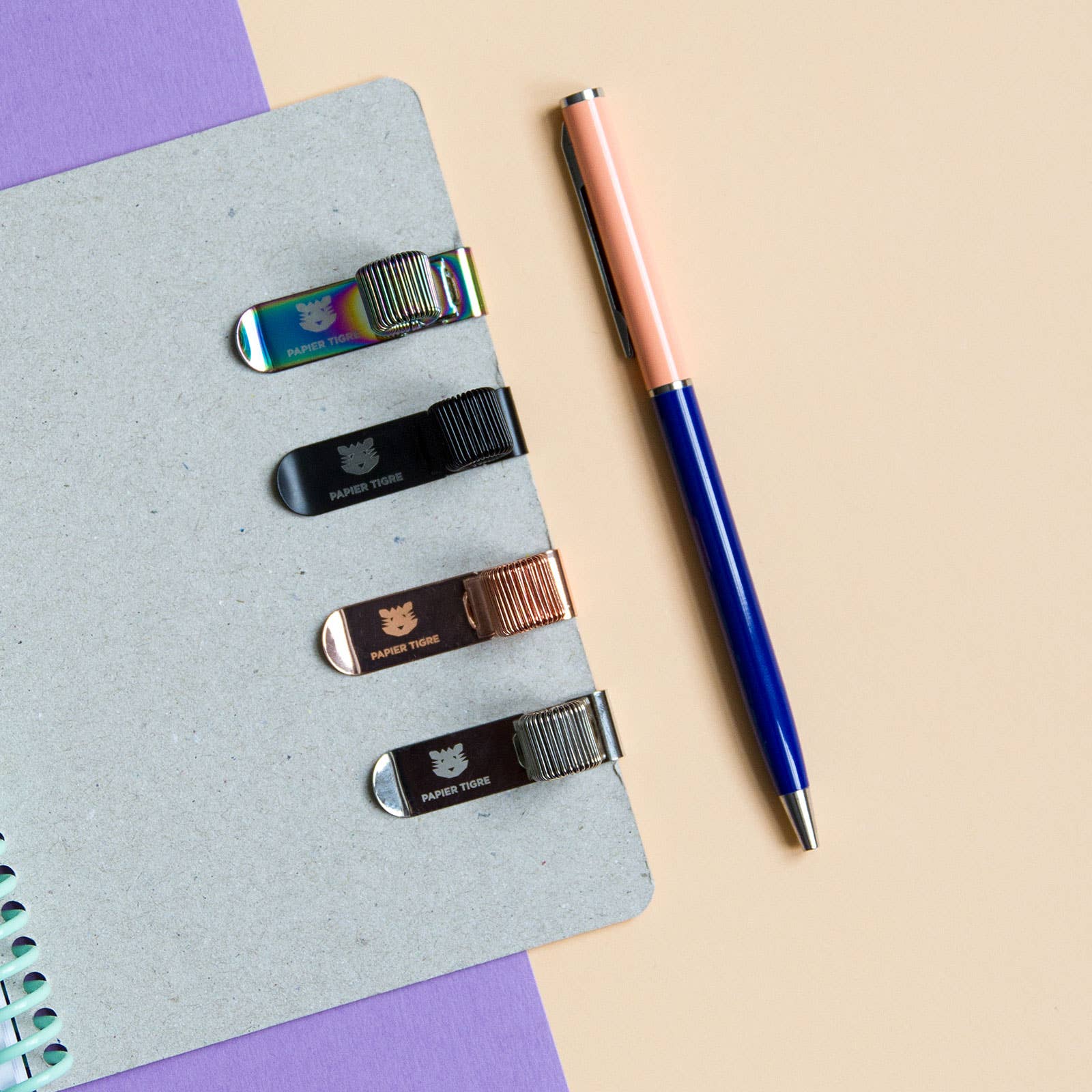 CLIP PEN HOLDER // SILVER