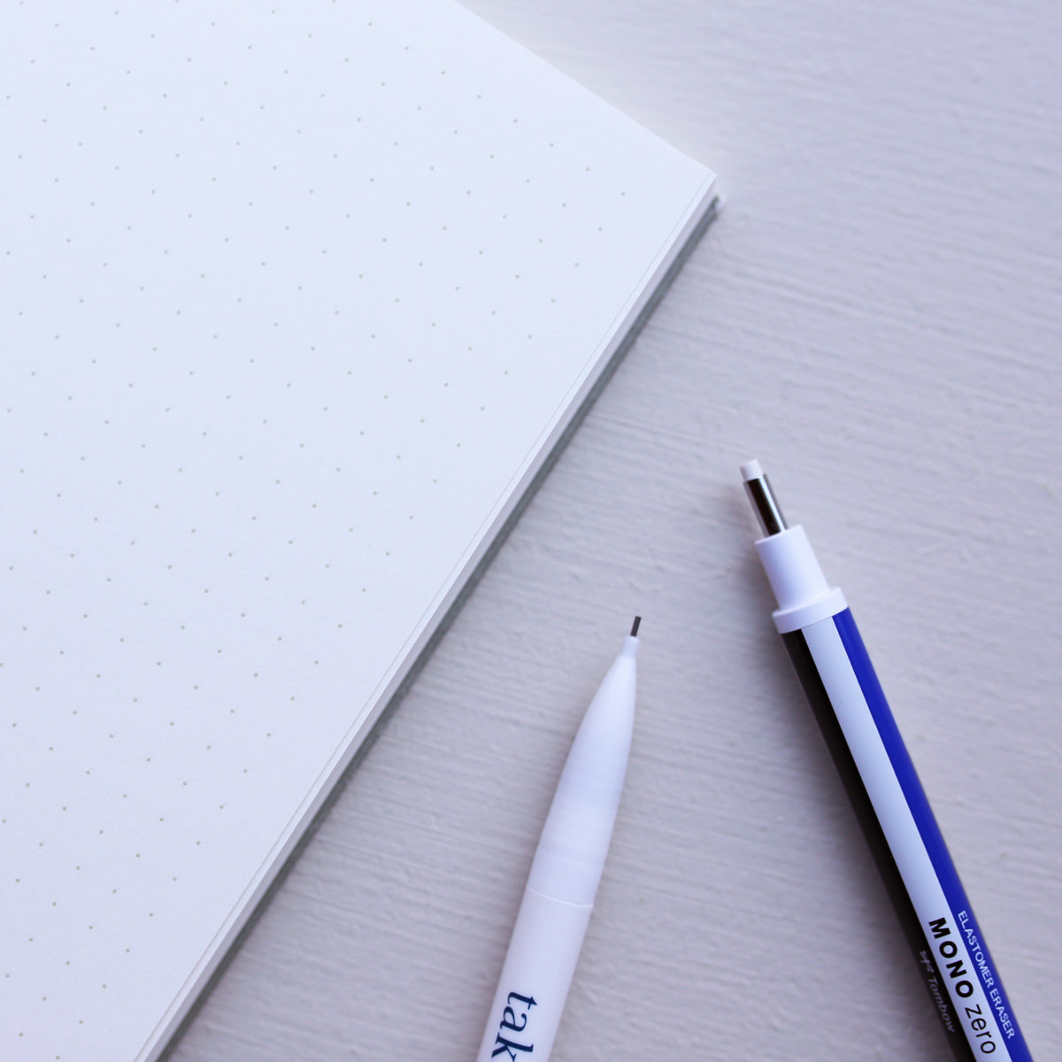 MONO ZERO VISKELÆDER PEN // HVID