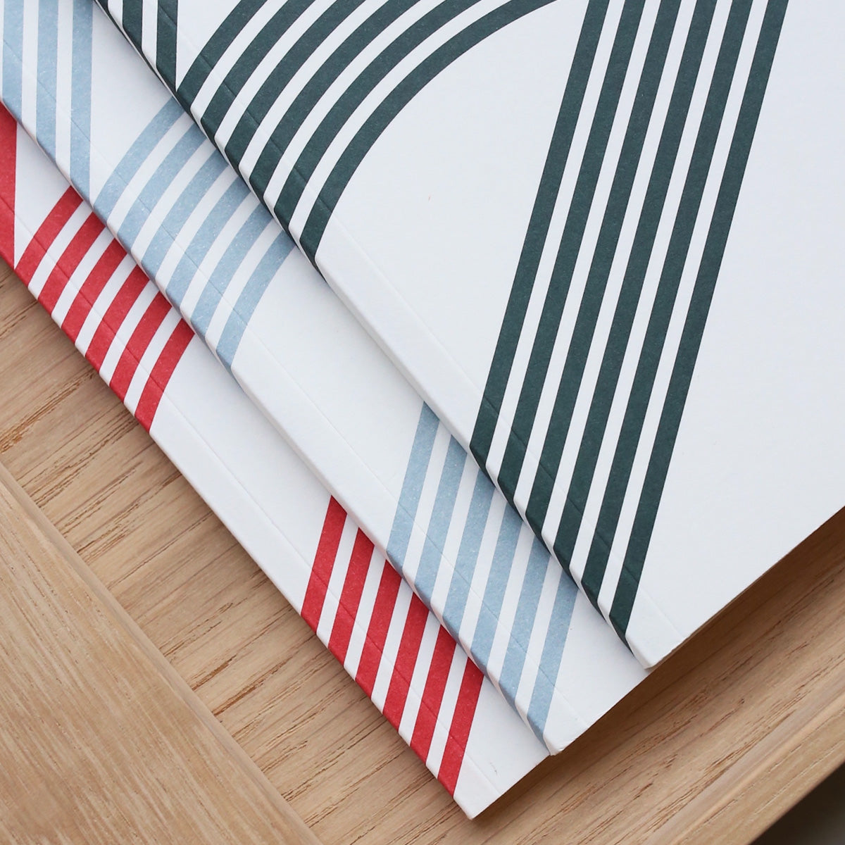 SMALL NOTEBOOK LINES A5 // RED