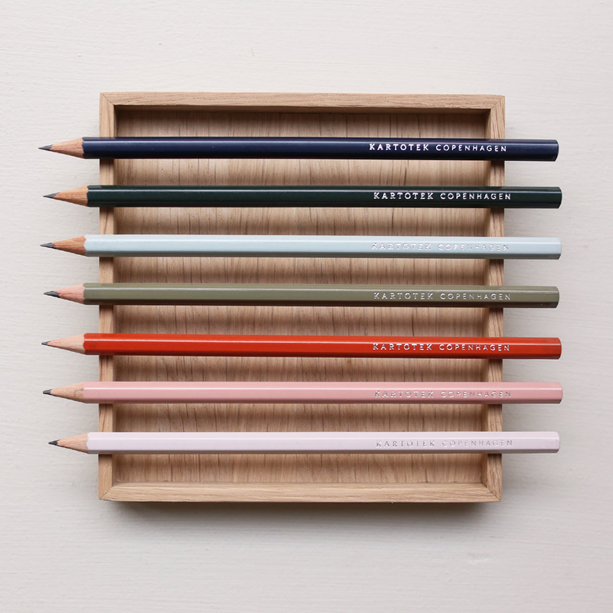 CEDAR WOOD PENCIL // TAUPE
