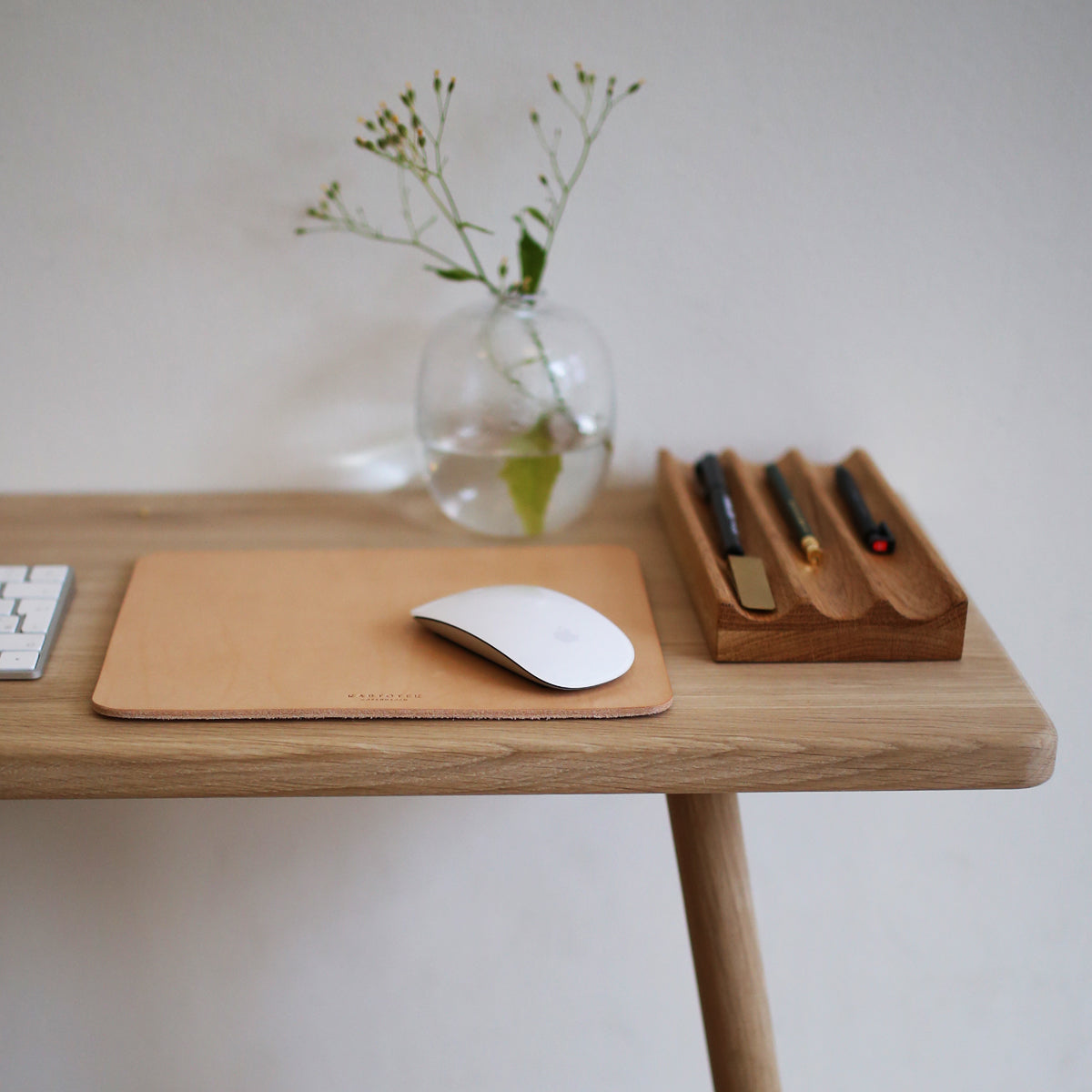 LEATHER MOUSE PAD // NATURAL