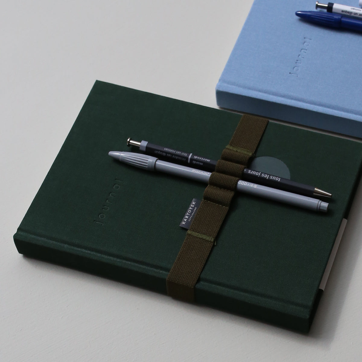 PEN STRAP A5 // KHAKI