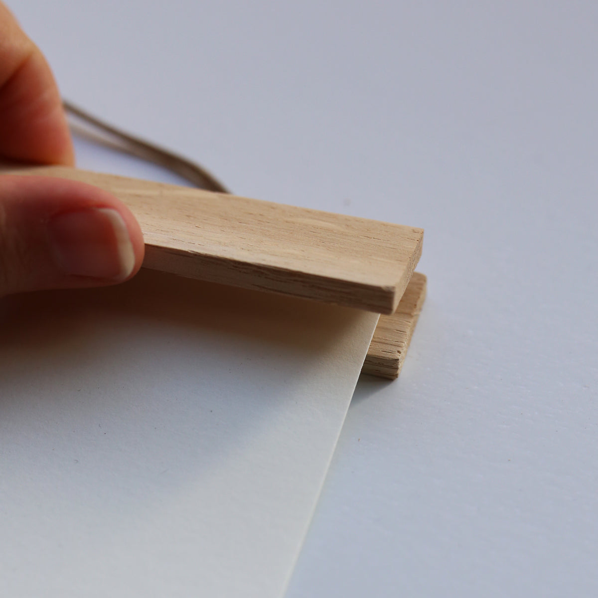 MAGNET OAK WOOD FRAME // 31 CM