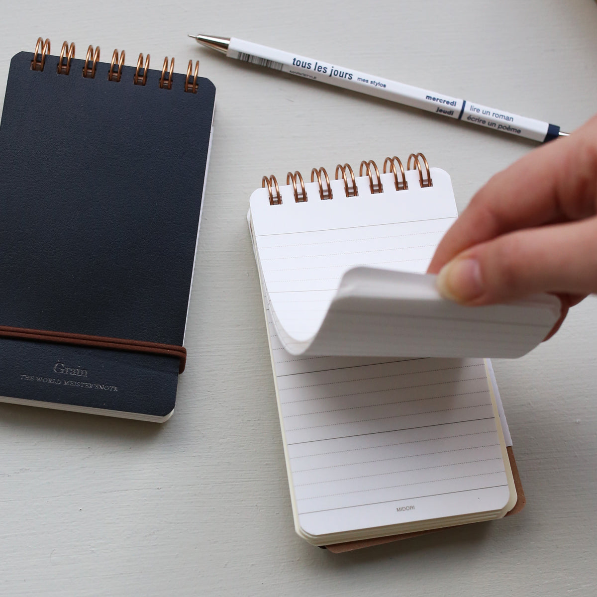 SPIRAL-BOUND NOTEPAD // BLACK