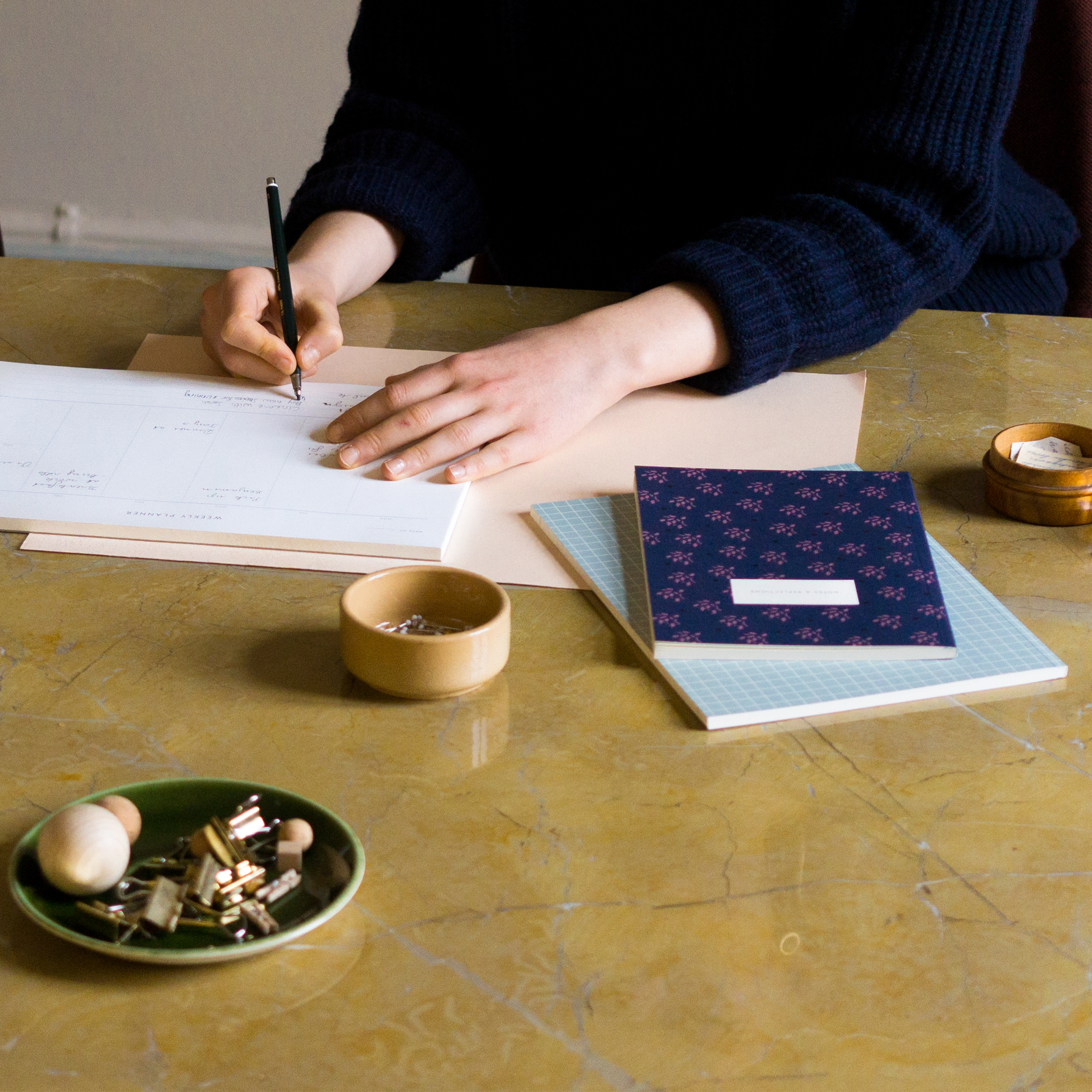 SMALL NOTEBOOK FLORAL // NAVY