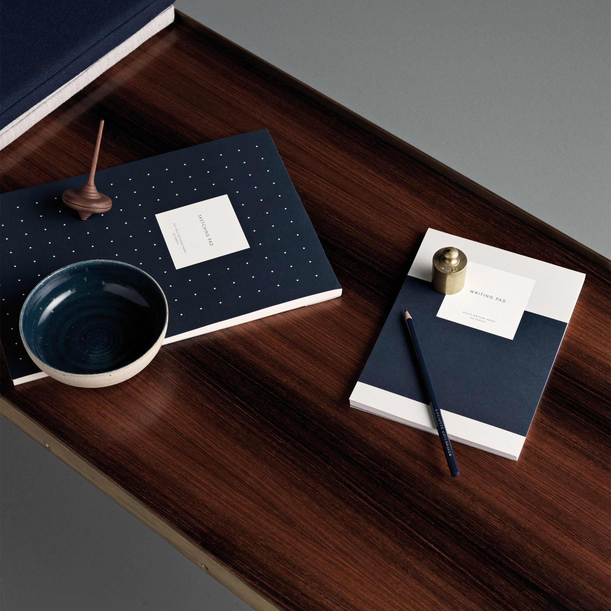 WRITING PAD RULED // NAVY