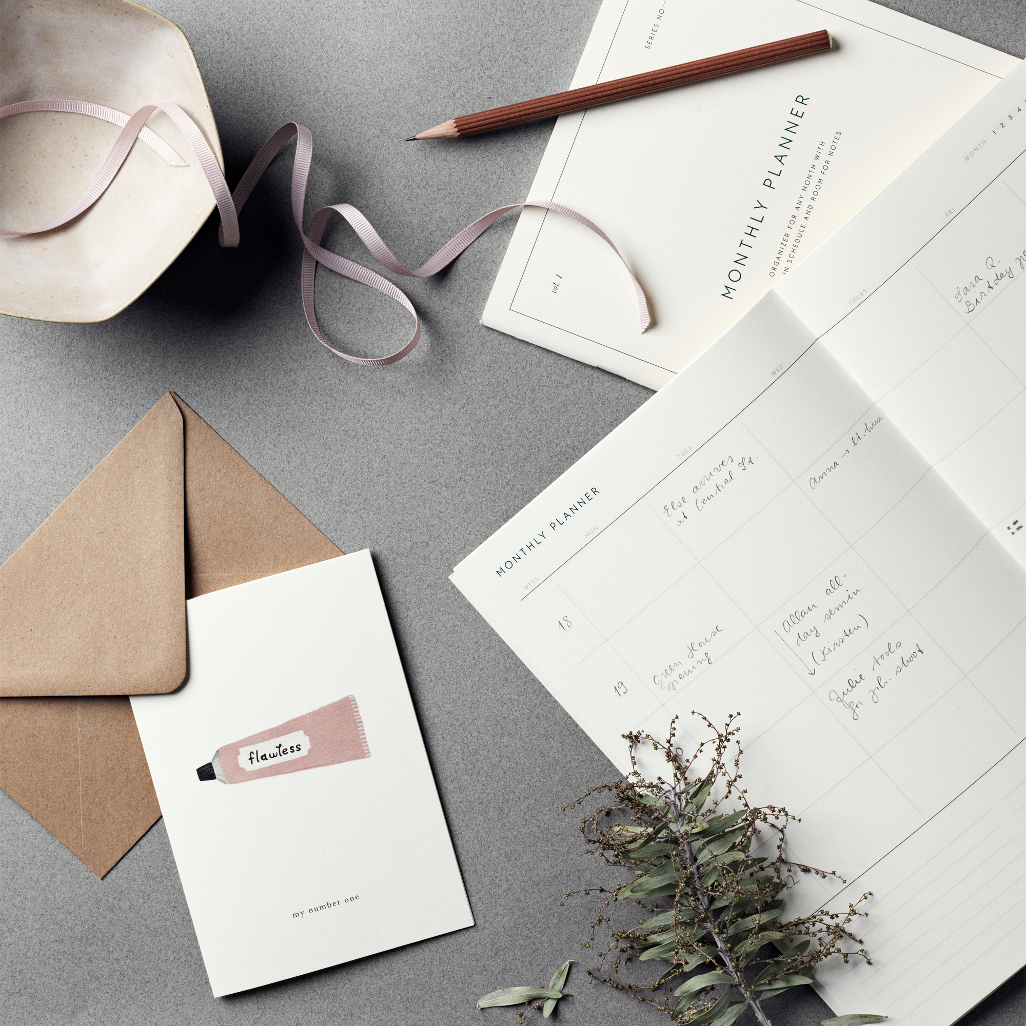 MONTHLY PLANNER NOTEBOOK