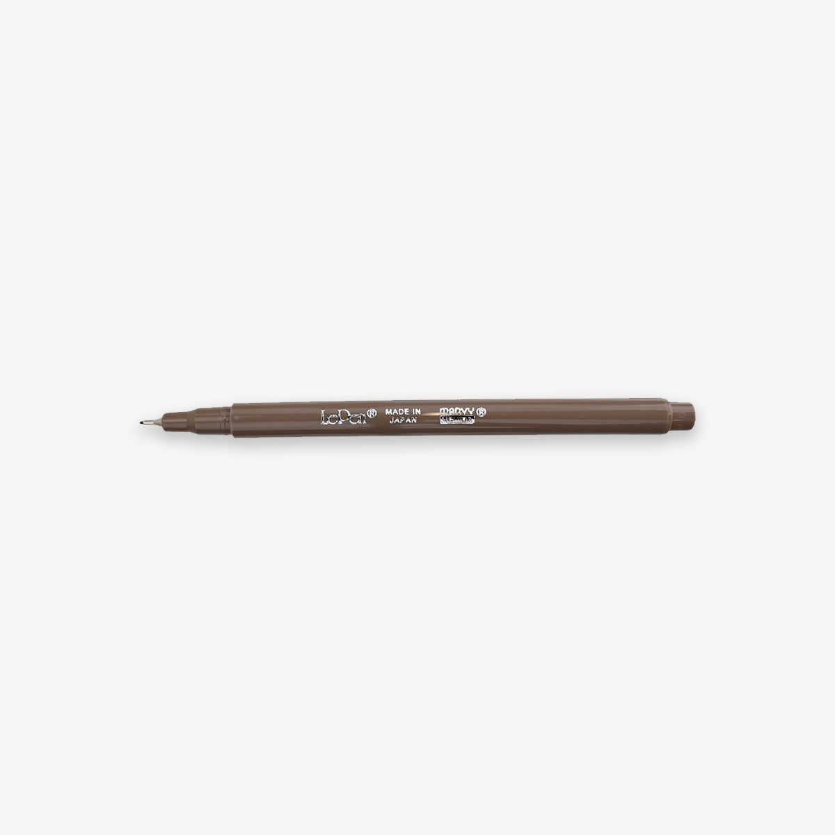 Le Pen felt-tipped fineliner from Marvy Uchida in the color cocoa on a white background. 