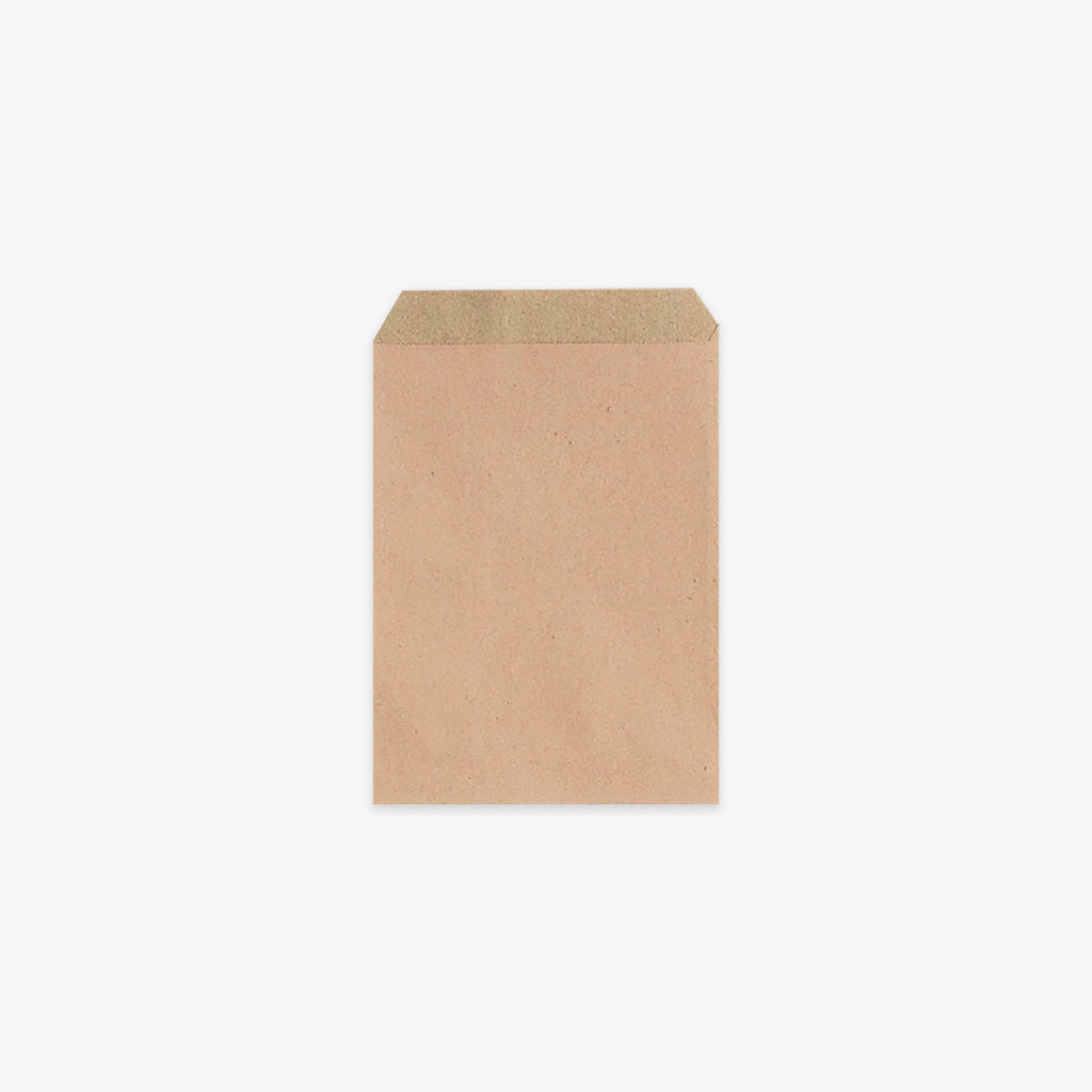 NUDE GAVEPOSE // M