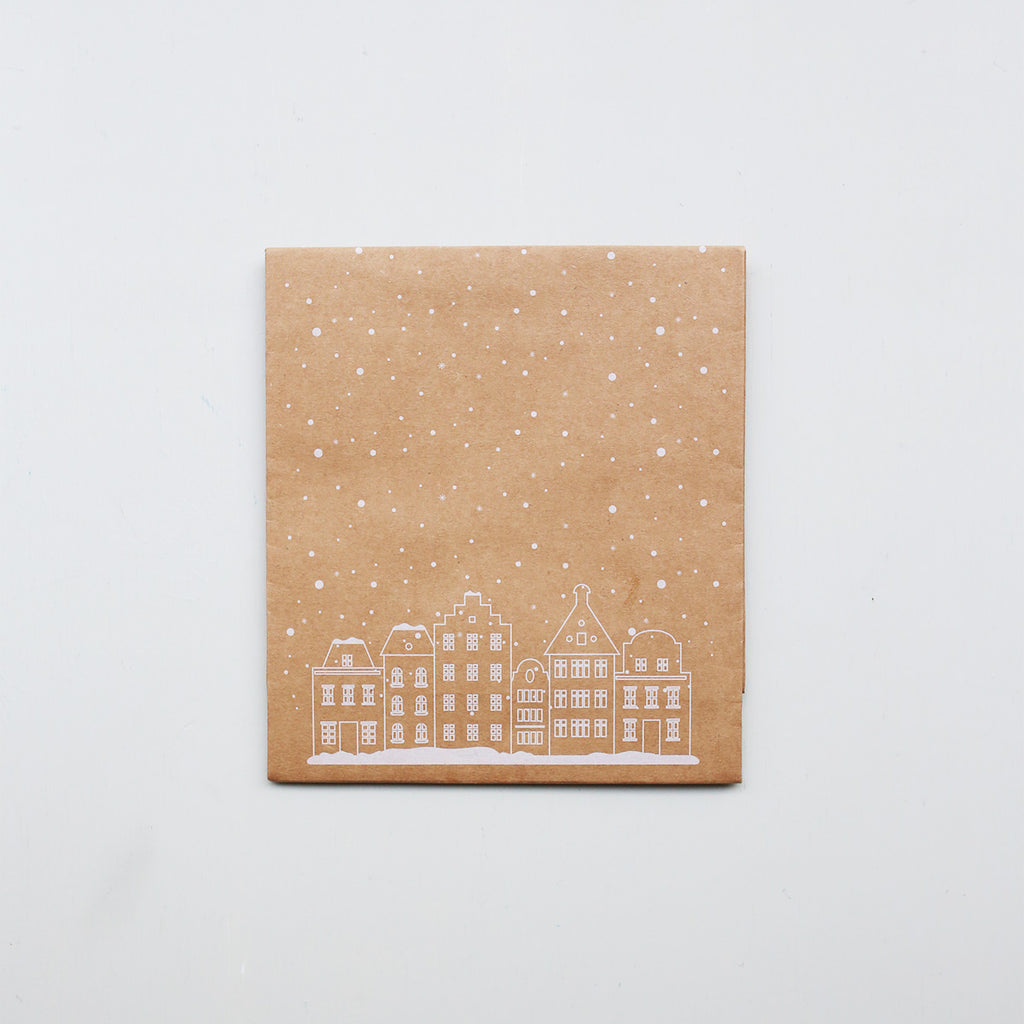 JULEGAVEPOSE KRAFT // M