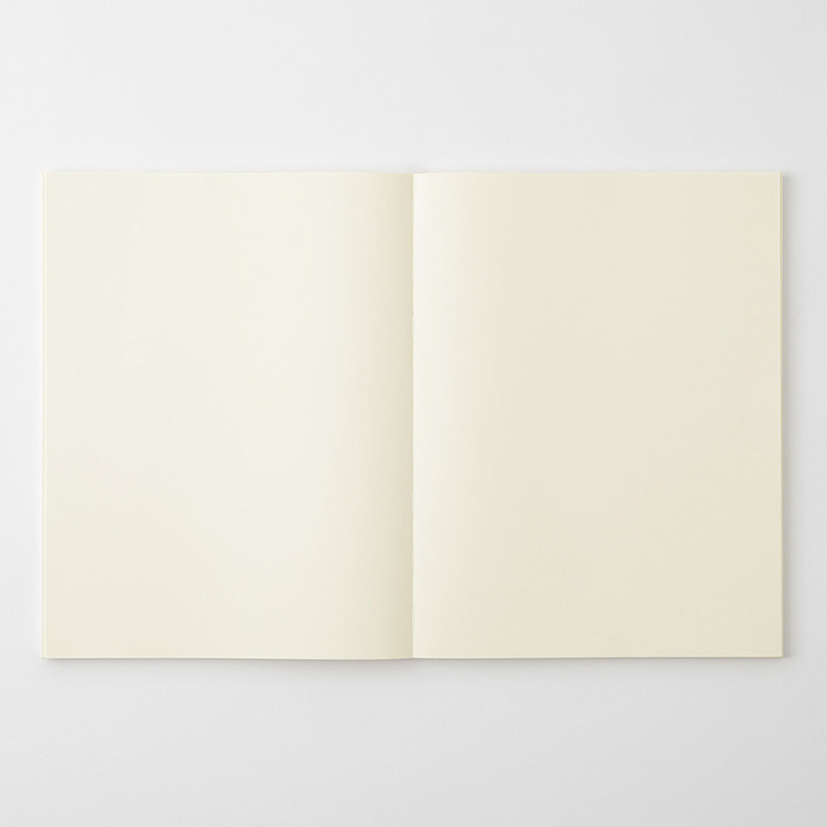 MD NOTEBOOK // A4 BLANK