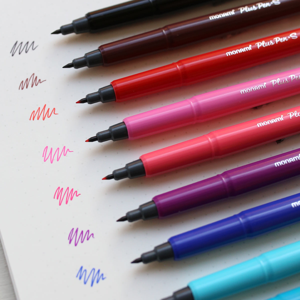 PLUS PEN-S // CORAL
