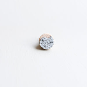 STEMPEL // MUSLING M. PRIKKER