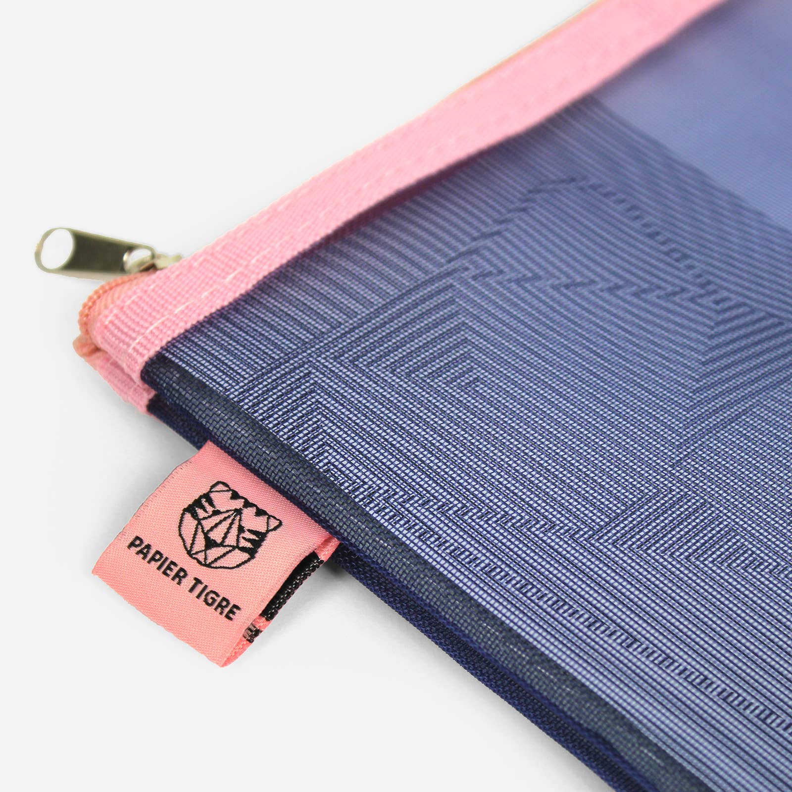 MESH POUCH M // PINK & INDIGO