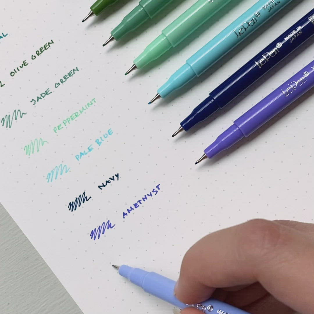 LE PEN FINELINER // PERIWINKLE