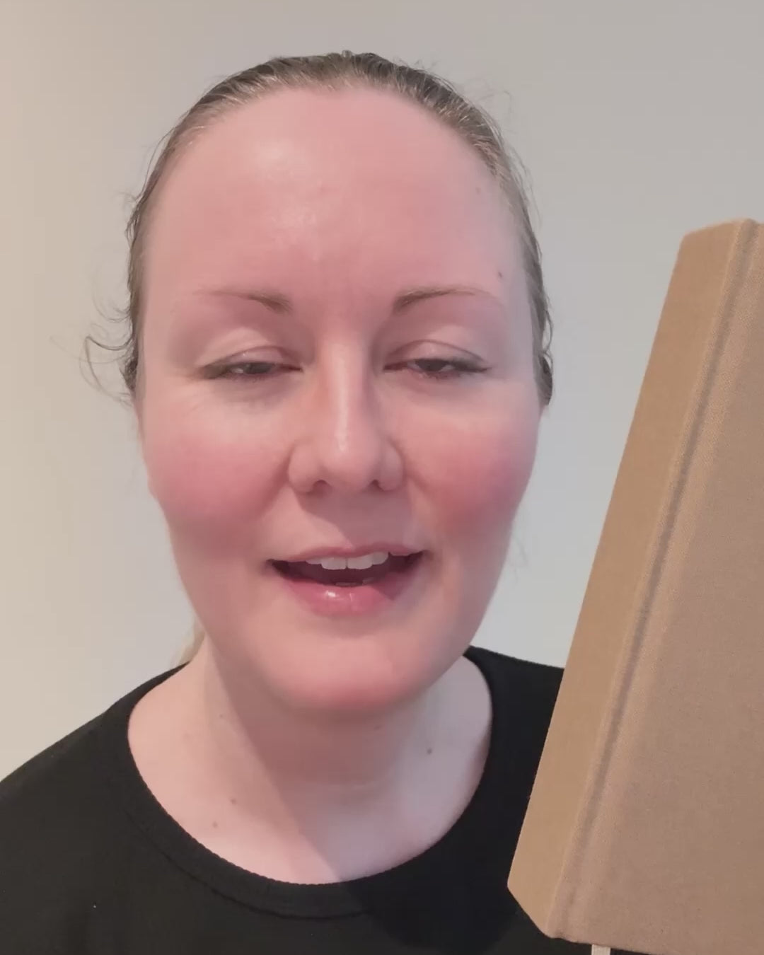 TREÅRSDAGBOG (DANISH)