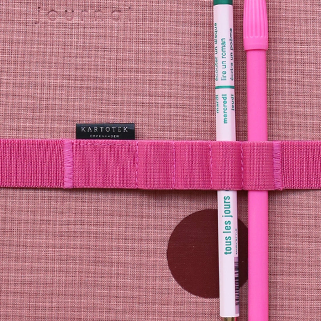 NOTEBOOK PEN STRAP A5 // RUBY