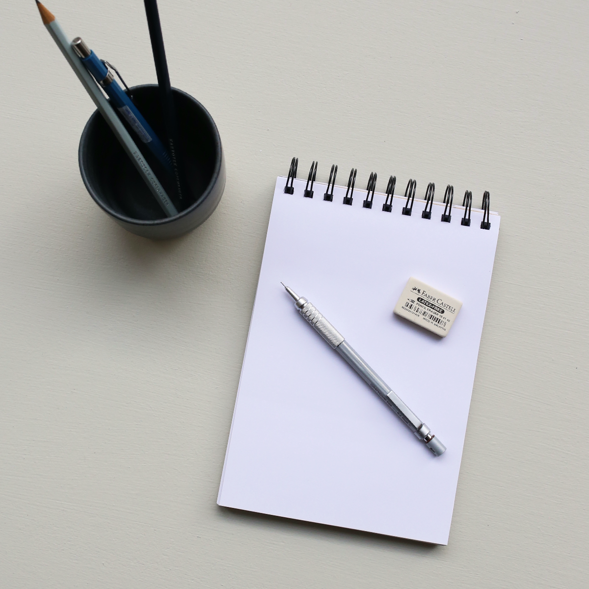 SPIRAL-BOUND SKETCH PAD // A5