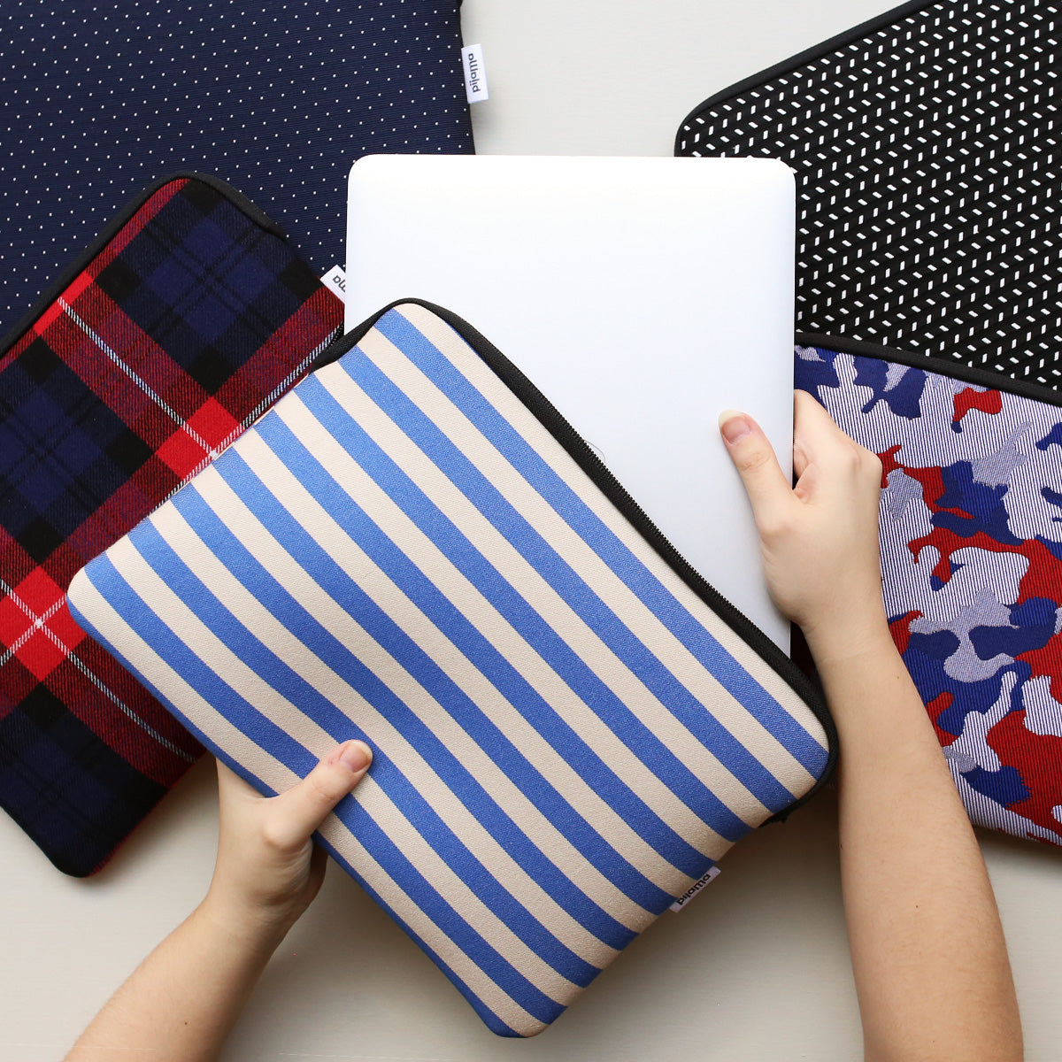products/Feed_Pijamalaptop_01_a52798b0-9a47-4e44-a16b-a5b864587afd.jpg