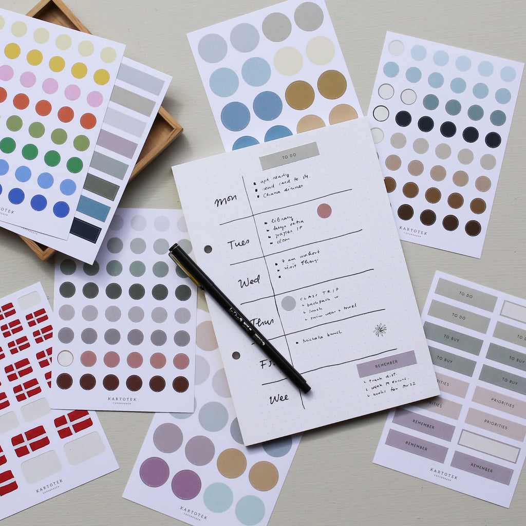 MINI DOT STICKERS // EARTH