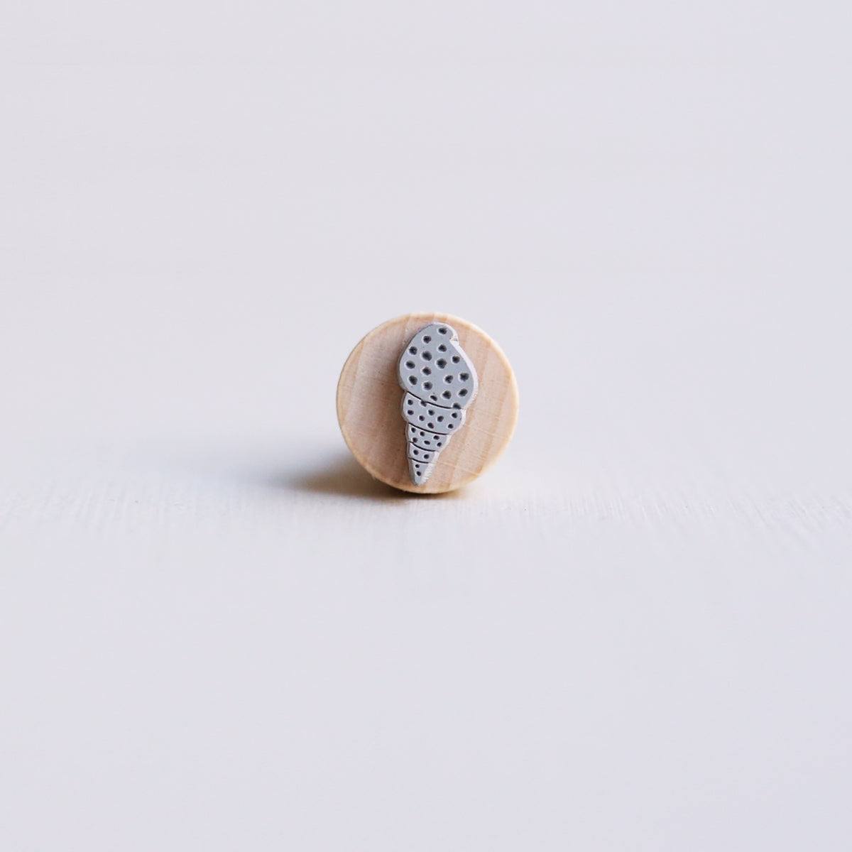 STEMPEL // KONKYLIE